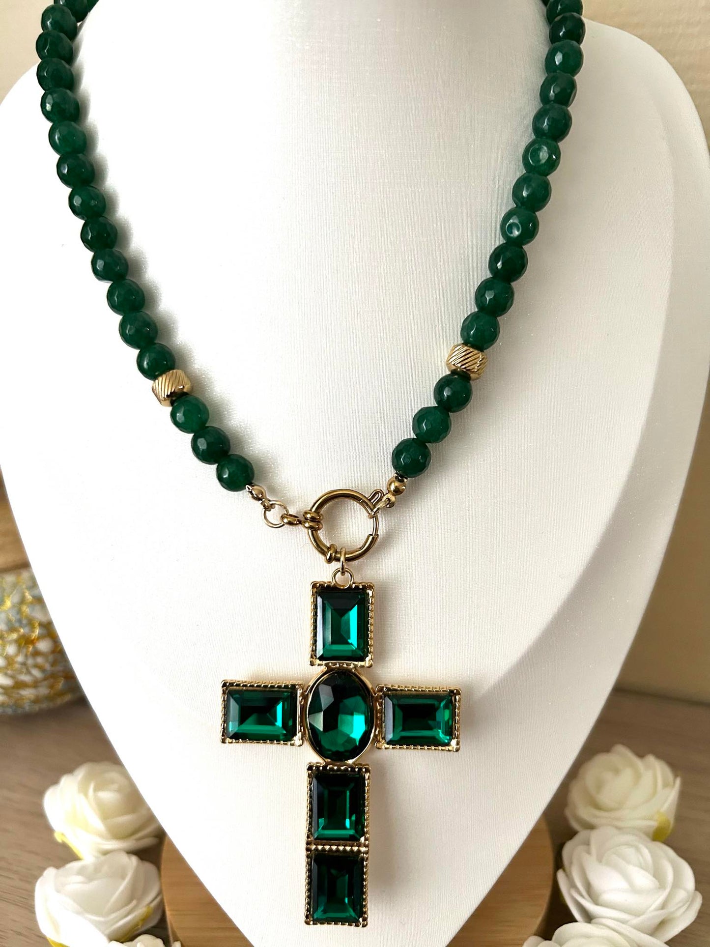 Collier Croix Verte