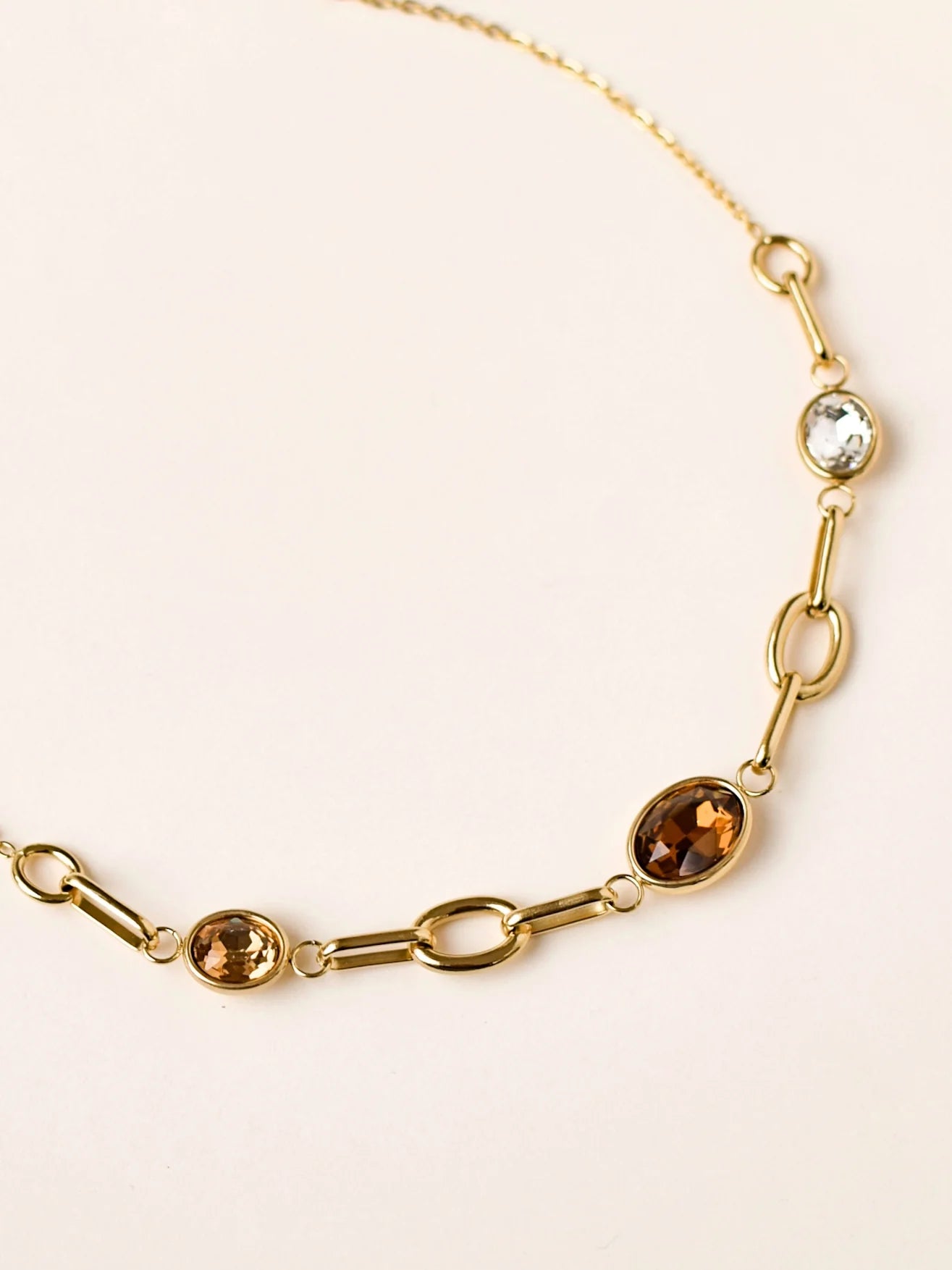 Collier Kerri
