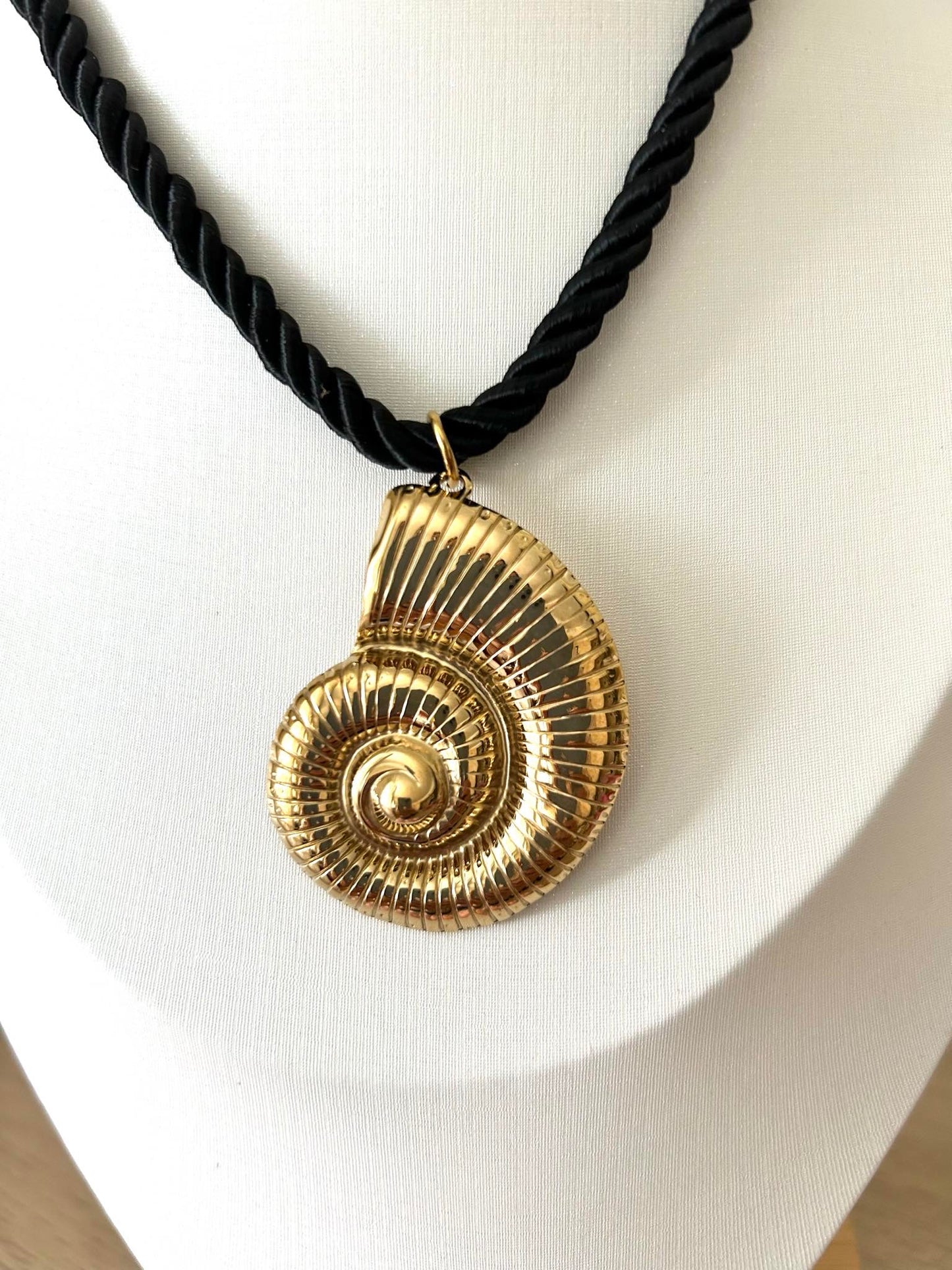 Collier Escargot